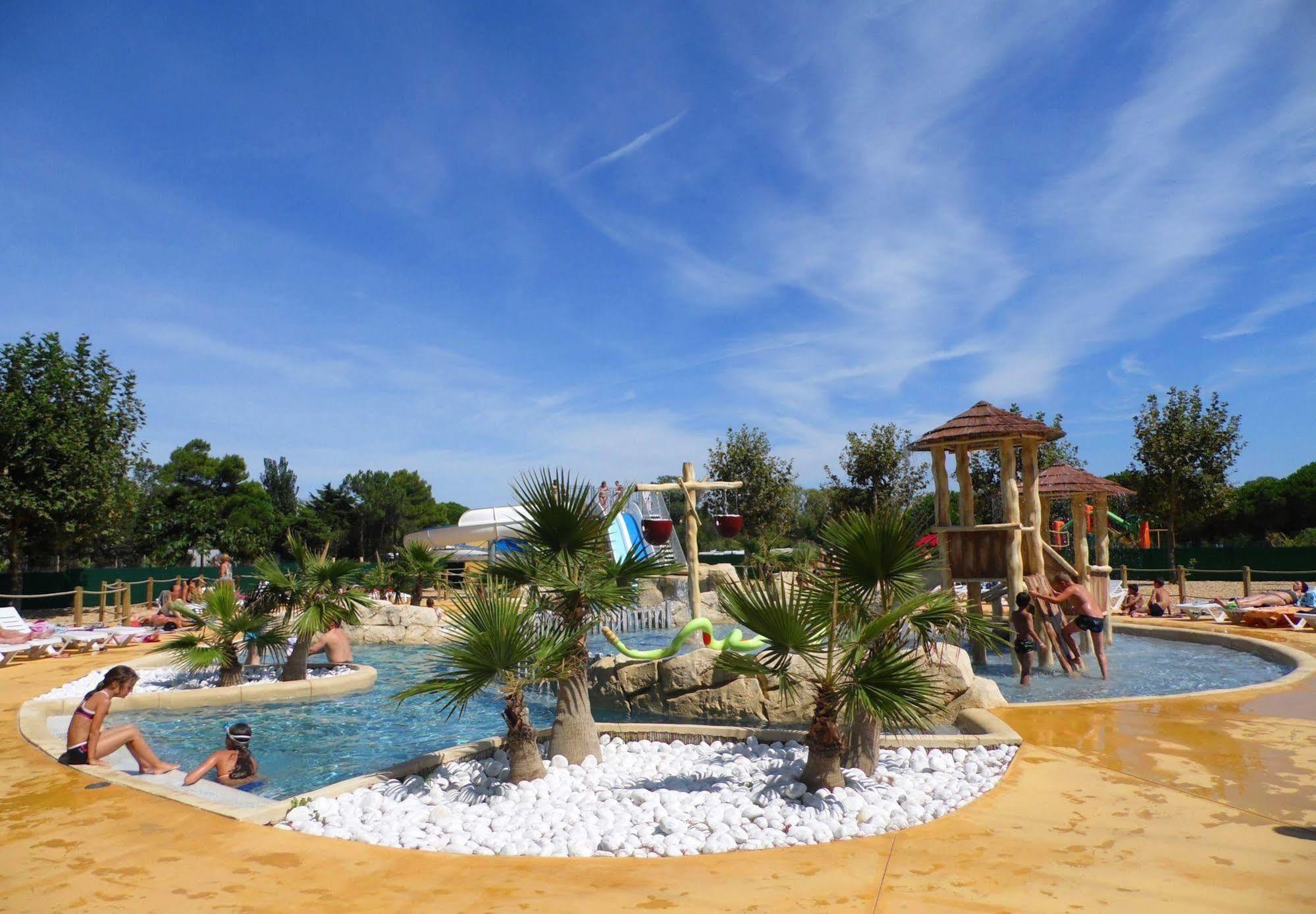 Camping Le Sainte Marie Exterior foto